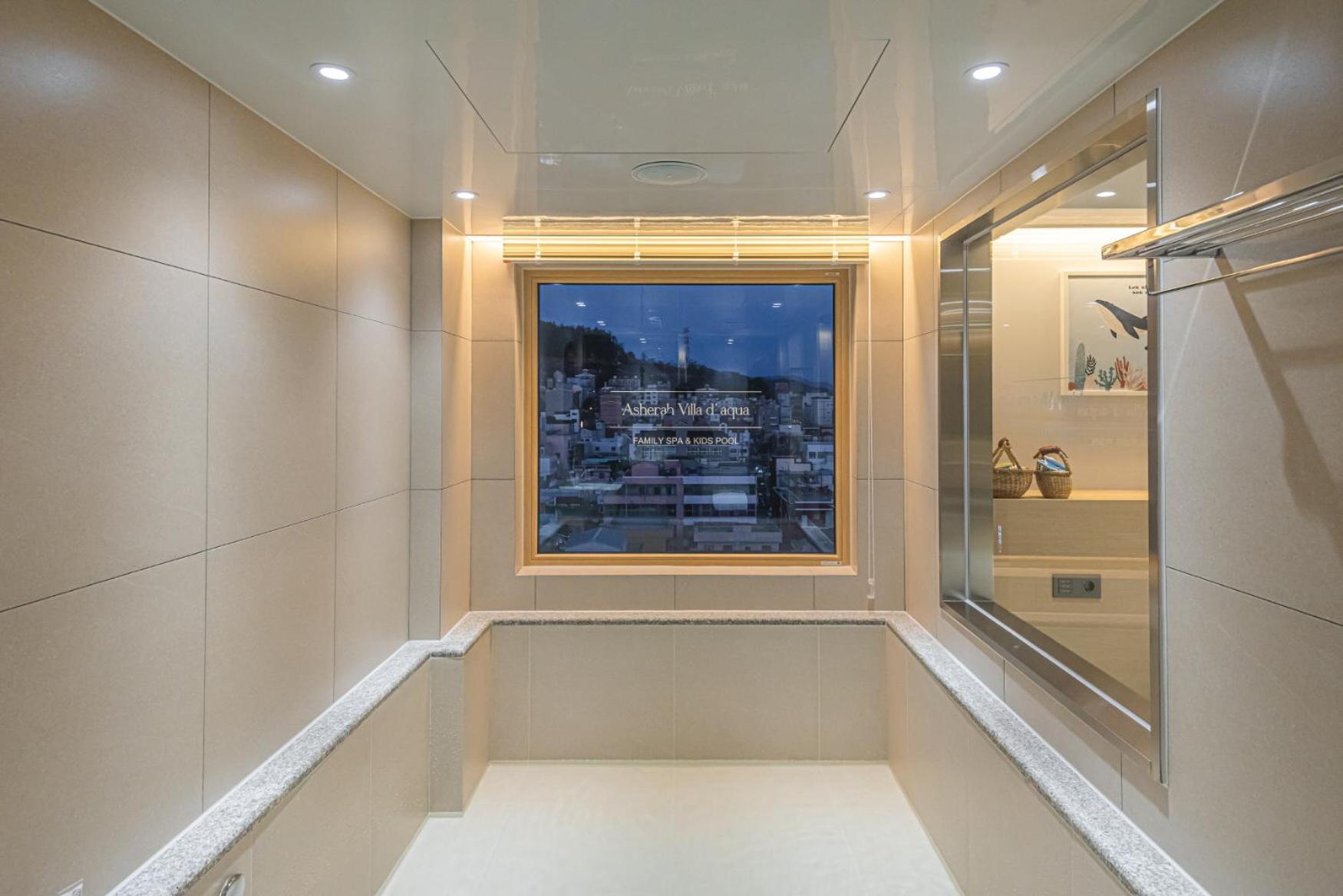 Asherah Villa D' Aqua Hotel Gimhae Exterior photo